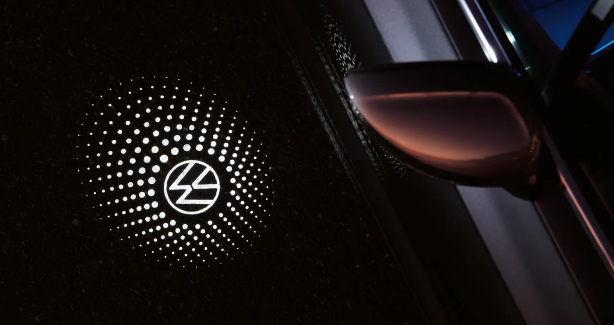 Đèn chiếu logo cửa xe